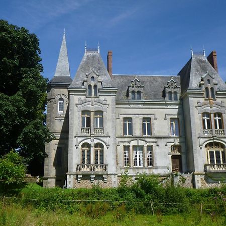 Le Chateau Du Grand Coudray Bed and Breakfast Villaines-la-Juhel Buitenkant foto