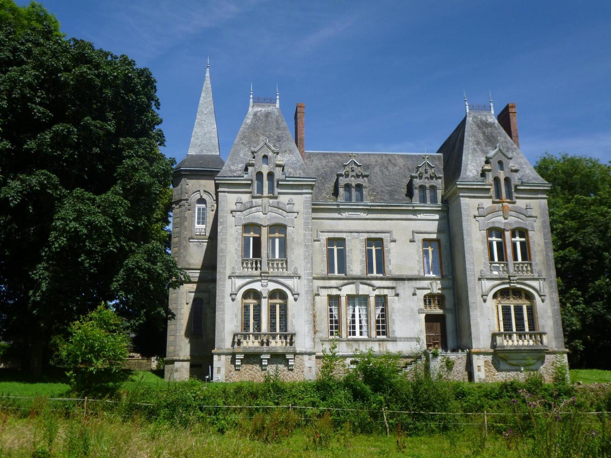 Le Chateau Du Grand Coudray Bed and Breakfast Villaines-la-Juhel Buitenkant foto